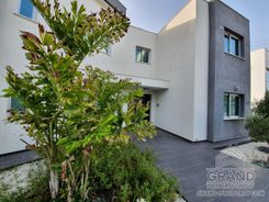 240 m2 - 1720 - photo-1