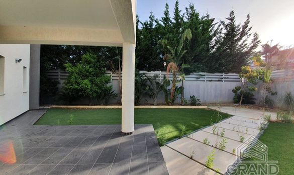 240 m2 - 1720 - photo-4
