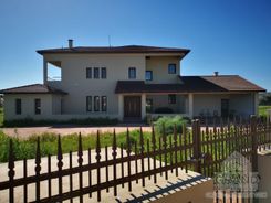 470 m2 - 1395 - photo-1
