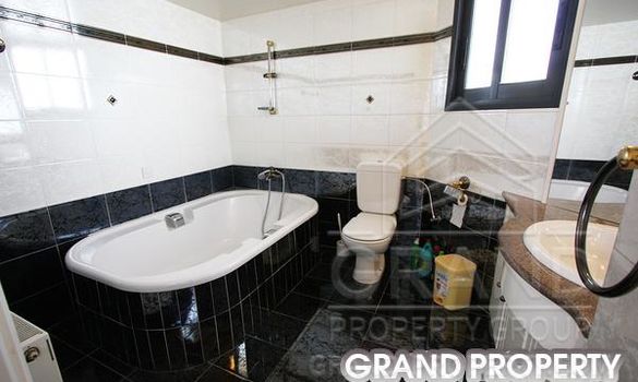 812 m2 - 09464 - photo-2