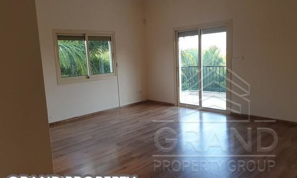 700 m2 - 09546 - photo-3