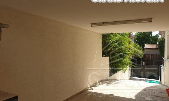 420 m2 - 09549 - photo-4