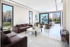 660 m2 - 1269 - photo-2