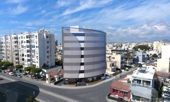 1030 m2 - 2178 - photo-3