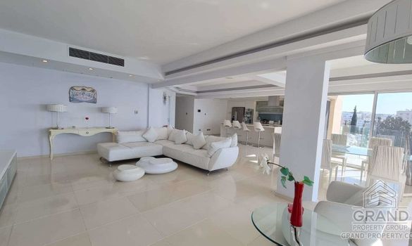 250 m2 - 2277 - photo-19