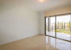 608 m2 - 2435 - photo-2