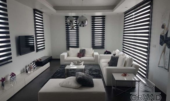 550 m2 - 3440 - photo-2