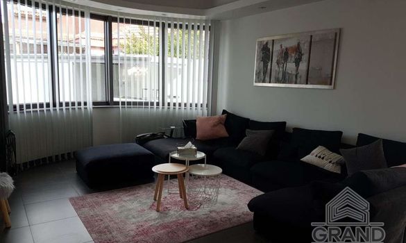 550 m2 - 3440 - photo-3