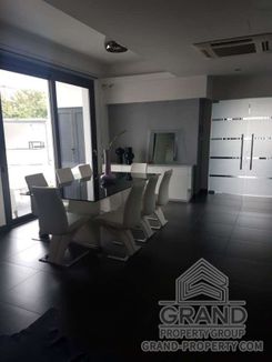 550 m2 - 3440 - photo-4