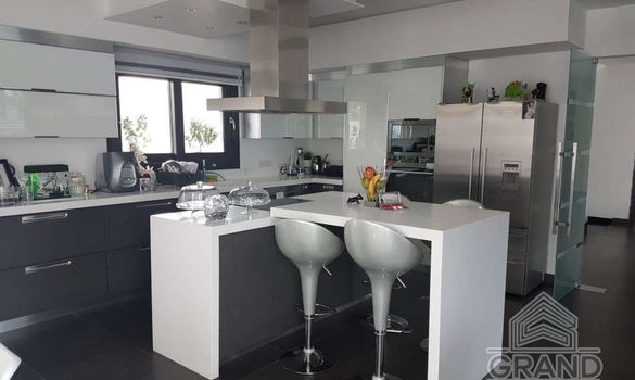 550 m2 - 3440 - photo-11