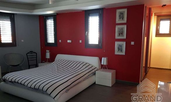 550 m2 - 3440 - photo-12