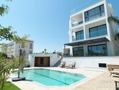730 m2 - 3707 - photo-2