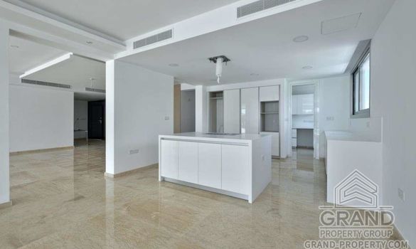 550 m2 - 3830 - photo-7