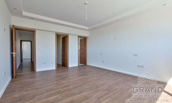 550 m2 - 3830 - photo-12
