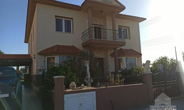 330 m2 - 4017 - photo-8