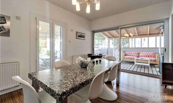 250 m2 - 4241 - photo-1