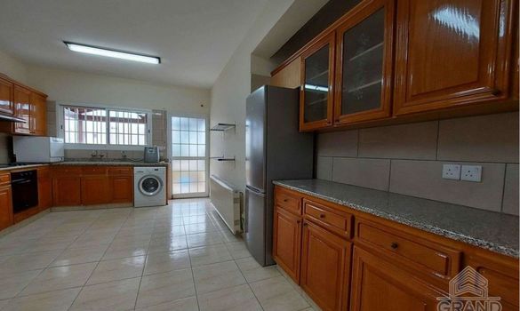 200 m2 - 4312 - photo-5