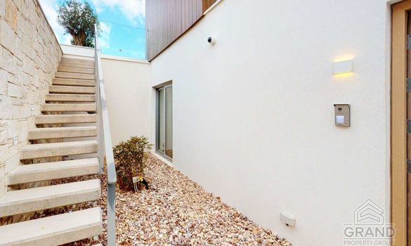 275 m2 - 4552 - photo-14