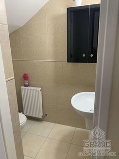 447 m2 - 4584 - photo-5