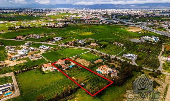 284 m2 - 4613 - photo-2
