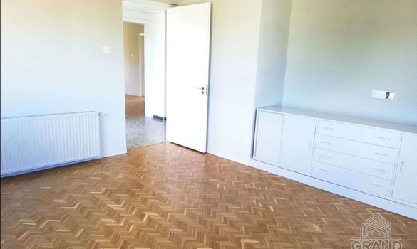 260 m2 - 4658 - photo-3