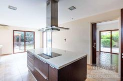 270 m2 - 4900 - photo-11