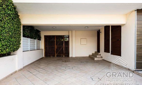 270 m2 - 4900 - photo-4