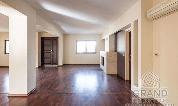 270 m2 - 4900 - photo-6