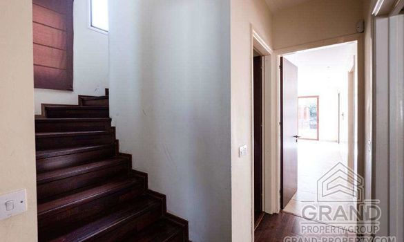 270 m2 - 4900 - photo-13