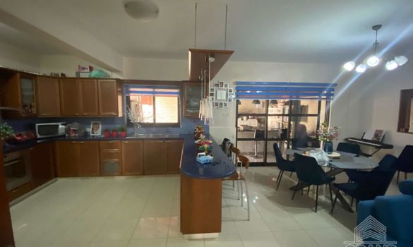 350 m2 - 4993 - photo-2