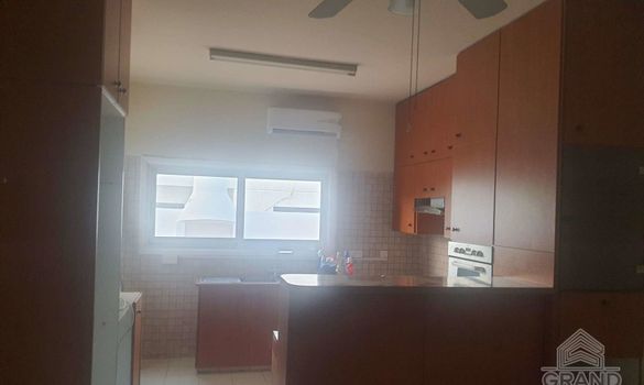 200 m2 - 5418 - photo-5