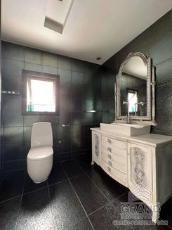 280 m2 - 5704 - photo-3
