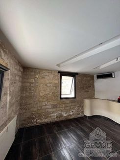 280 m2 - 5704 - photo-4