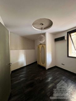280 m2 - 5704 - photo-12