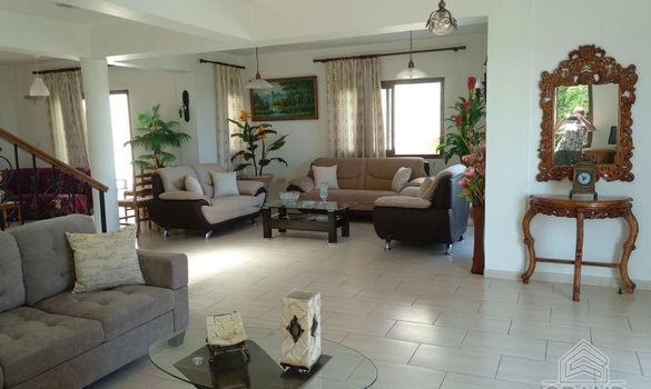 240 m2 - 5746 - photo-4