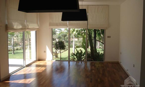 300 m2 - 6065 - photo-1