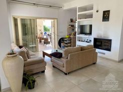 300 m2 - 6526 - photo-6