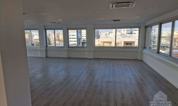 200 m2 - 6579 - photo-3
