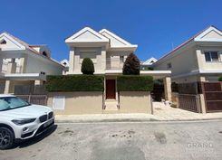 140 m2 - 6624 - photo-1