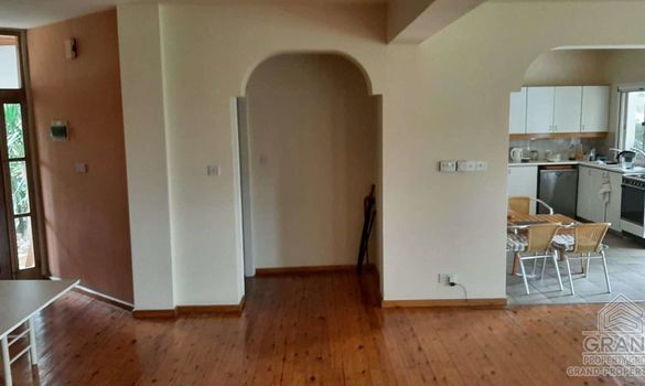 300 m2 - 7581 - photo-4