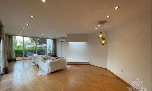 380 m2 - 7742 - photo-10