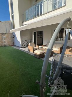 300 m2 - 7850 - photo-3