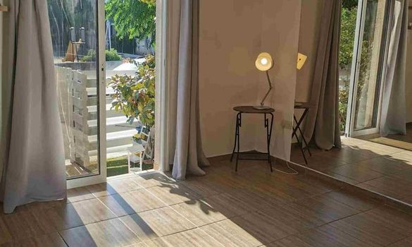 250 m2 - 7878 - photo-1