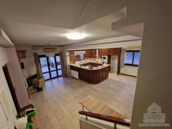 240 m2 - 7888 - photo-2