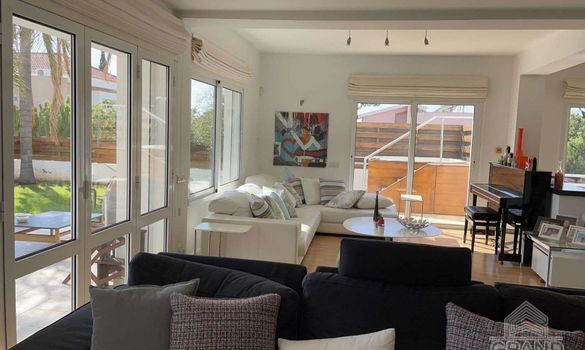 380 m2 - 7941 - photo-9