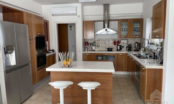 380 m2 - 7941 - photo-10