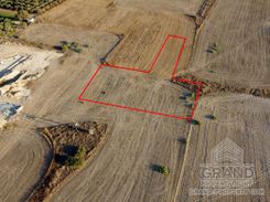 Field - 6786 - photo-26