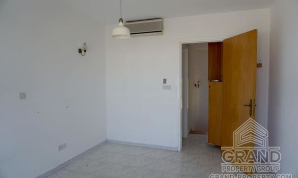 940 m2 - 6039 - photo-12