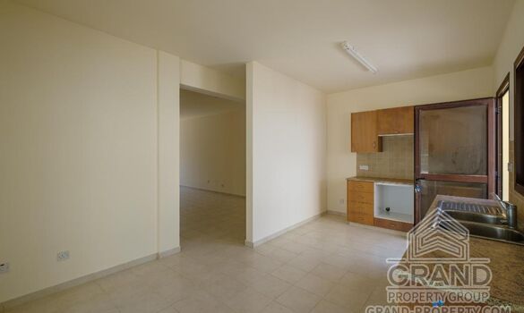 3 bedroom maisonette - G8931 - photo-28