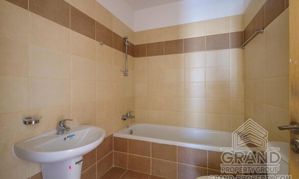 3 bedroom maisonette - G8931 - photo-36